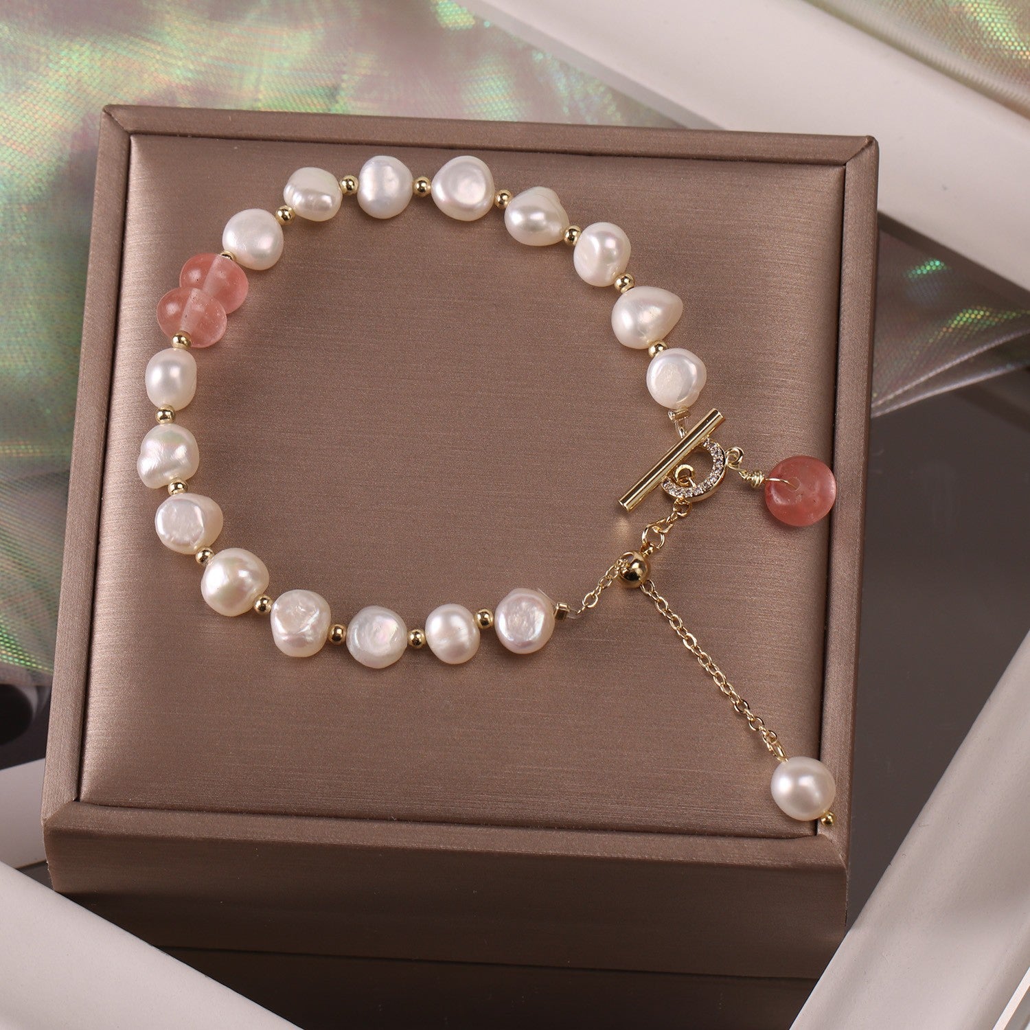 Women's Minimalist Freshwater Pearl Bracelet