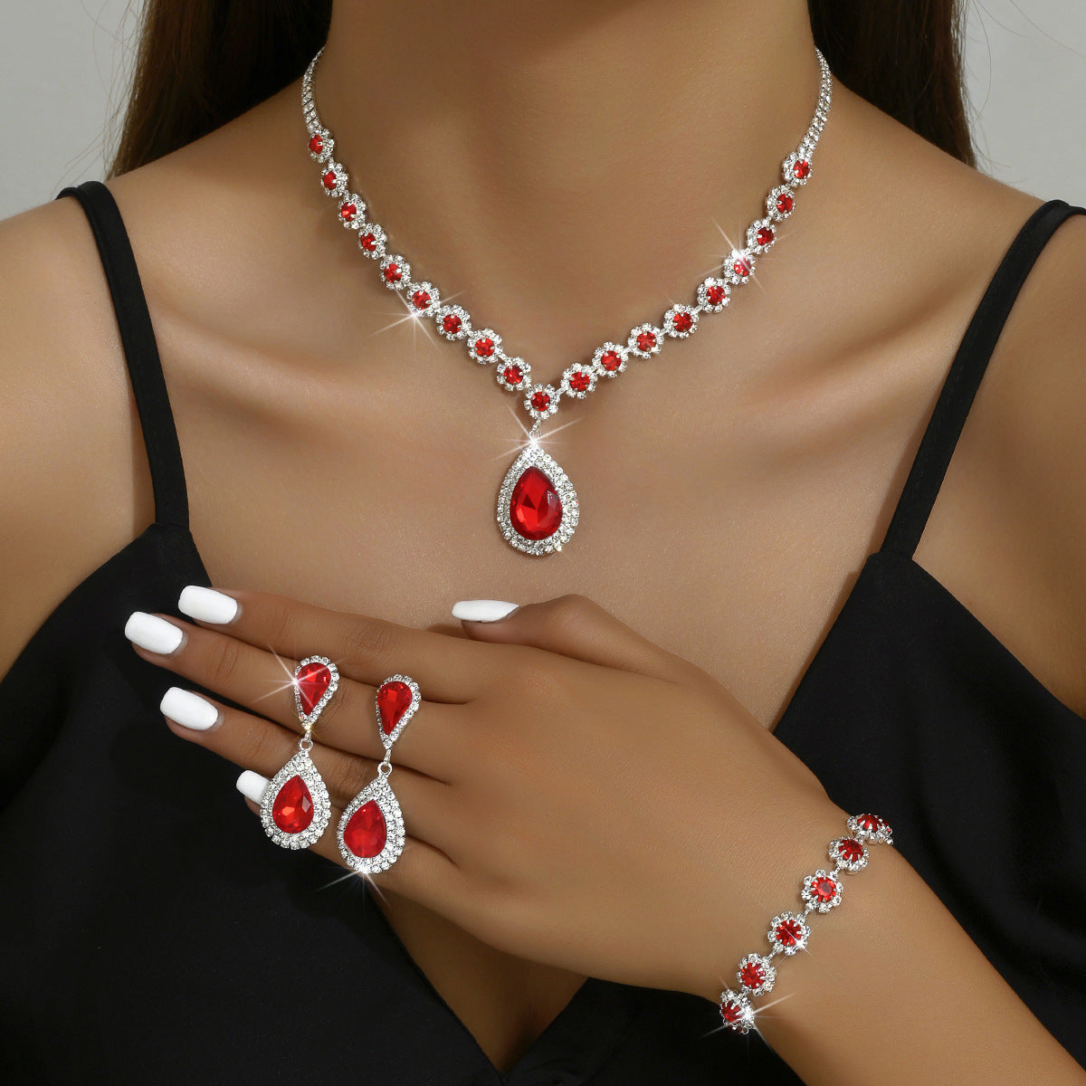 Fashion Jewellery Bridal Suit Necklace Ear Stud Bracelet Three-piece Set